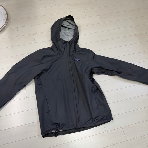 파타고니아 토렌쉘 M 사이즈 스몰더블루  25년식 최신 큐알모델입니다  