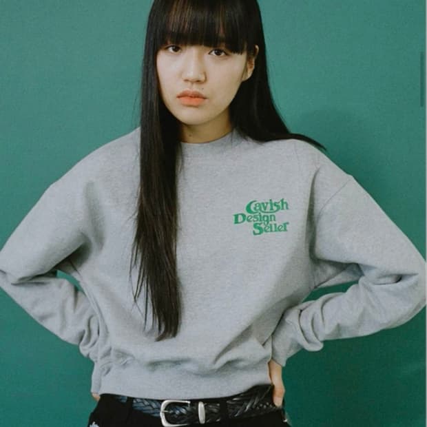 카비시 크롭 맨투맨