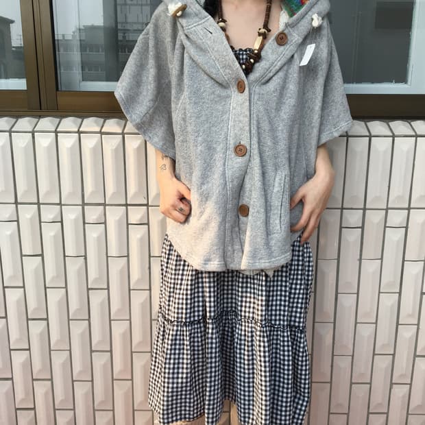 Hood cape