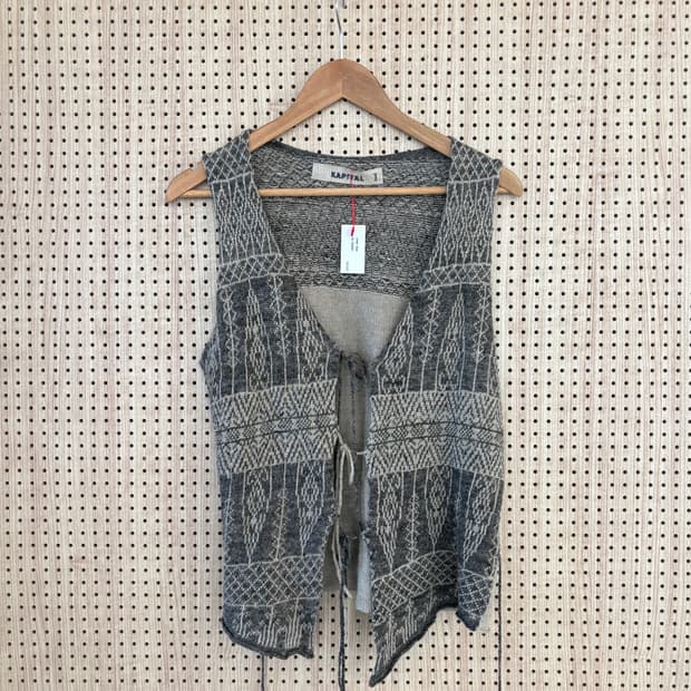 캐피탈 린넨 베스트