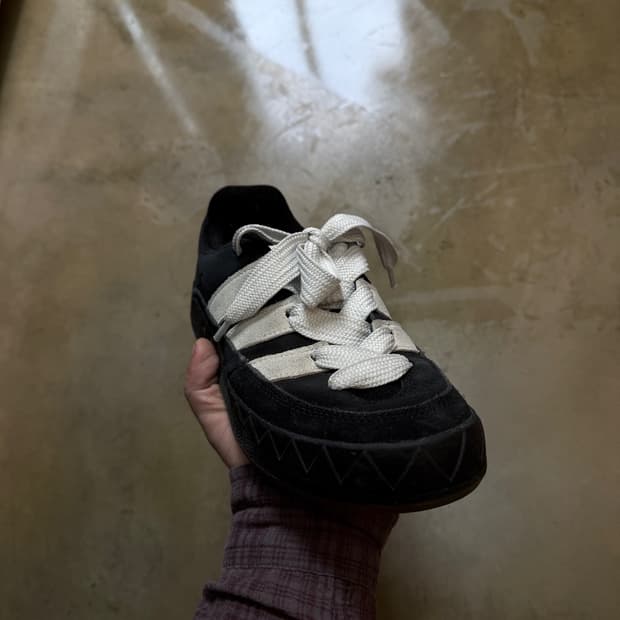 아디다스 아디매틱 240