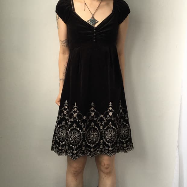 Ornament pattern velvet onepieeve