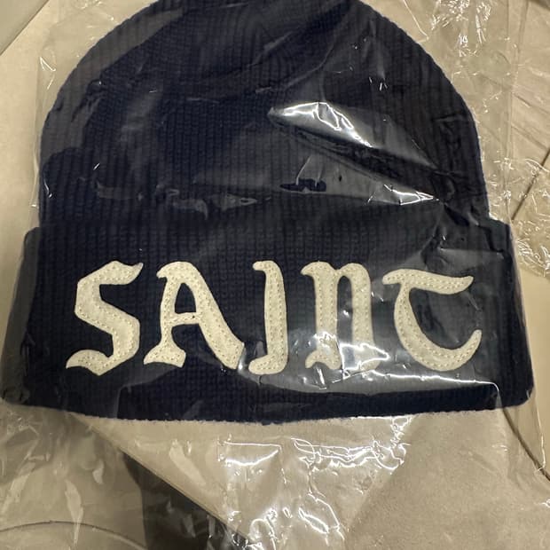 세인트 미카엘 비니 24aw