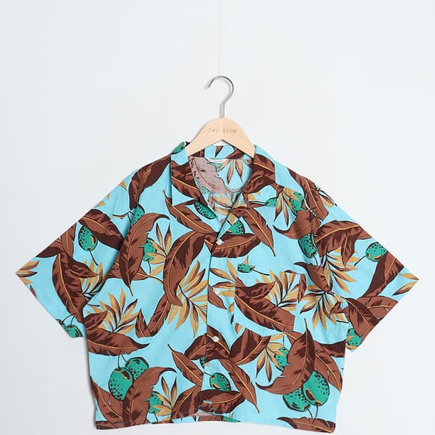 NEWS SELECTION Croped Aloha Shirts
