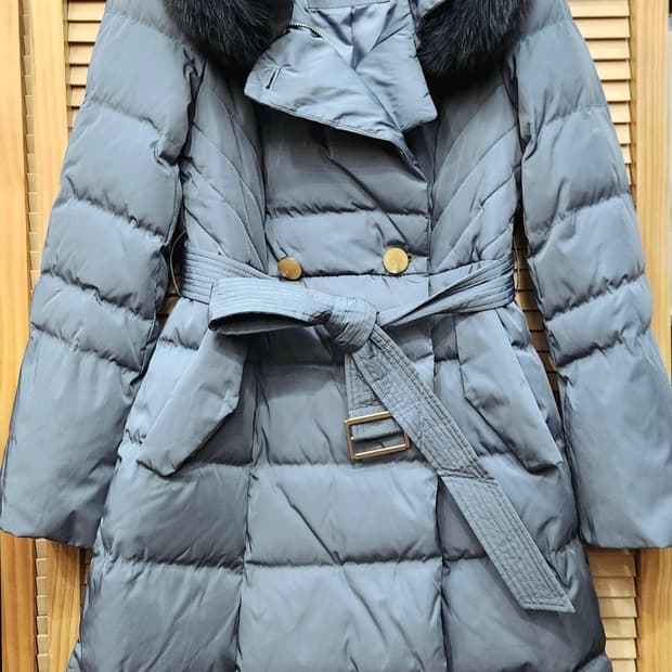 (새상품급)블룸스버리 기비 폭스퍼 구스패딩S