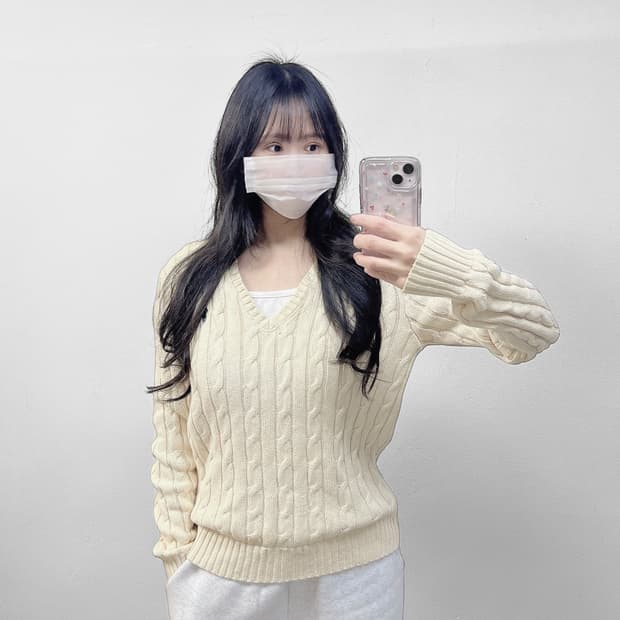 폴로 랄프로렌 포니 로고 브이넥 케이블 니트 베이지