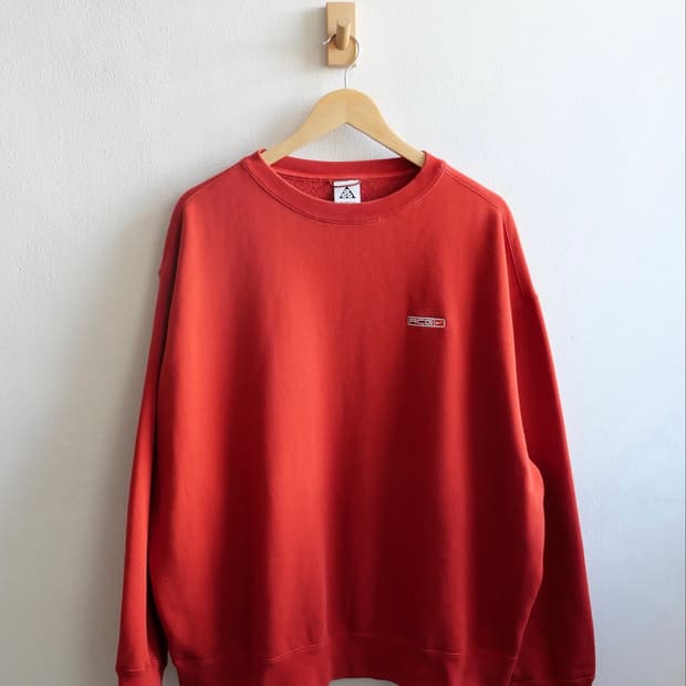 나이키 acg 스웻셔츠