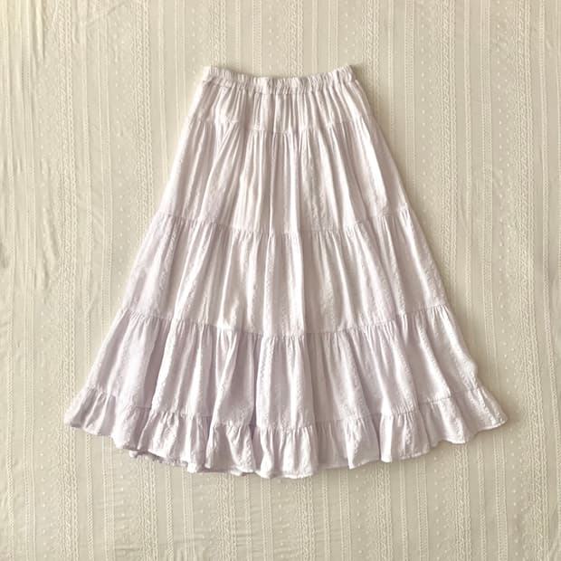 빈티지 화이트 엠보 자수 롱스커트