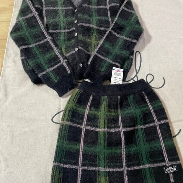 아파트먼트 니트 투피스