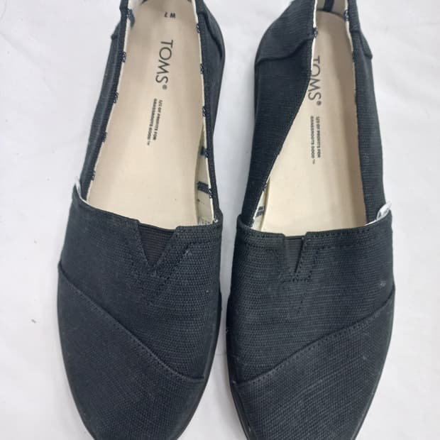 새상품)TOMS 탐스 블랙 슬립온 여240