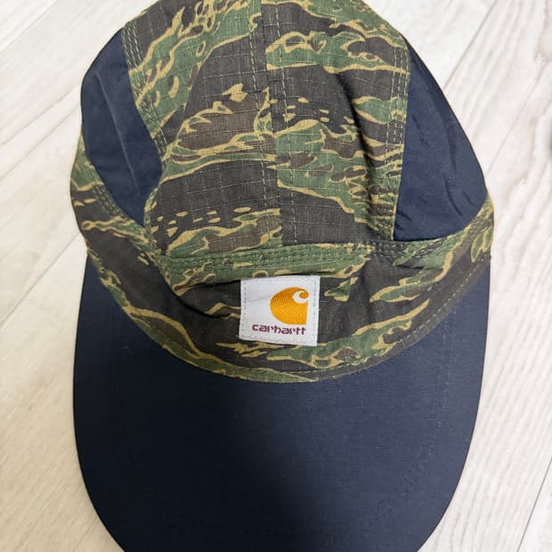 칼하트 나이키 카모캡