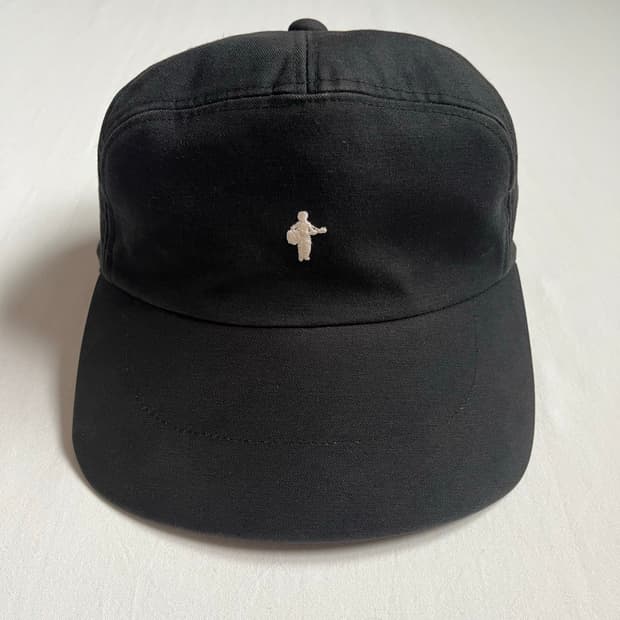 LAD MUSICIAN GUITAR MAN BIG VISOR CAP