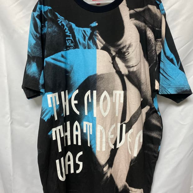 Supreme 14s/s 반팔 L