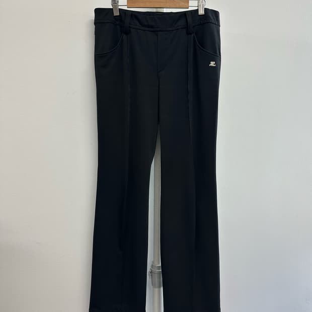 꾸레쥬 로고 핀턱 팬츠