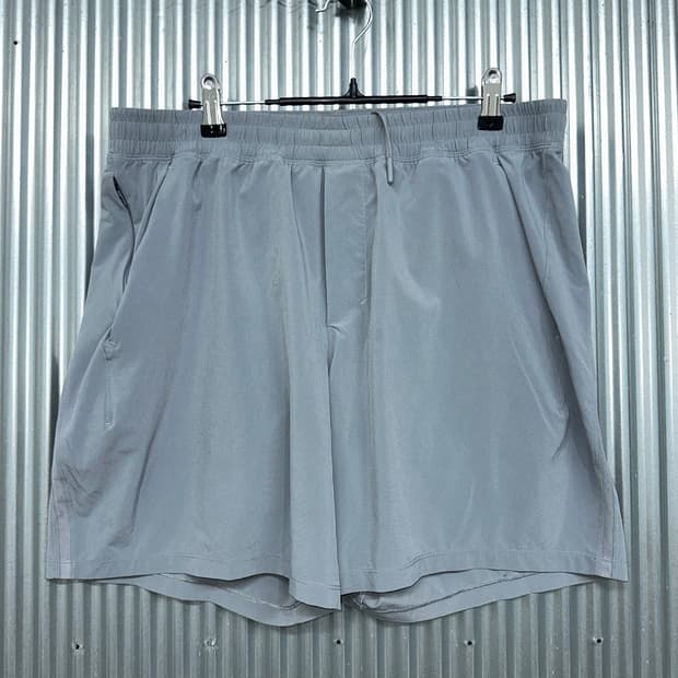 [XL] 룰루레몬 lululemon 트레이닝 쇼츠 그레이 속바지 내장 러