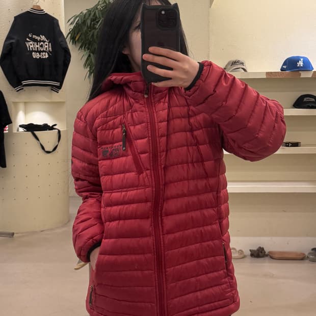 마운틴 하드웨어 USA 다운 경량 후디 패딩 U104