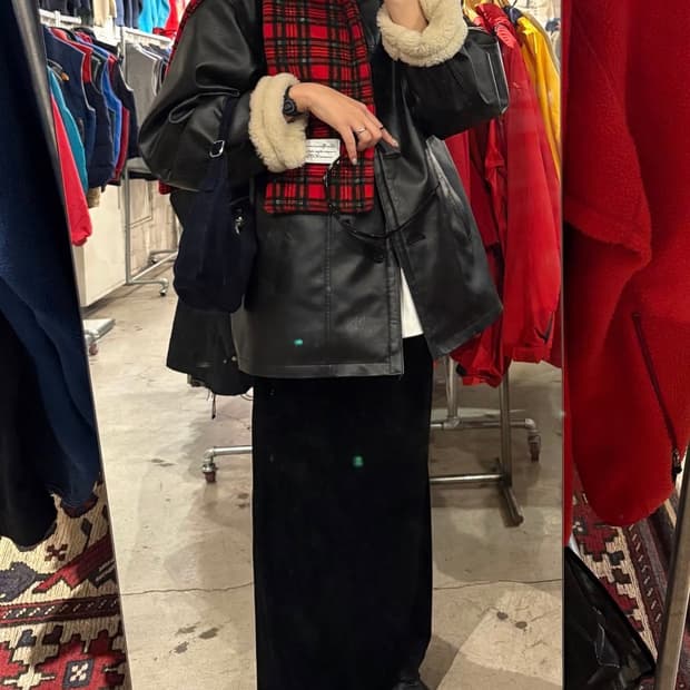 바이무드 벨벳스커트