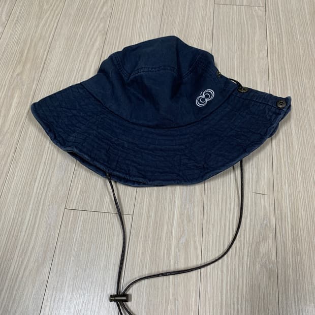 콜로신스 사파리 버킷햇 네이비