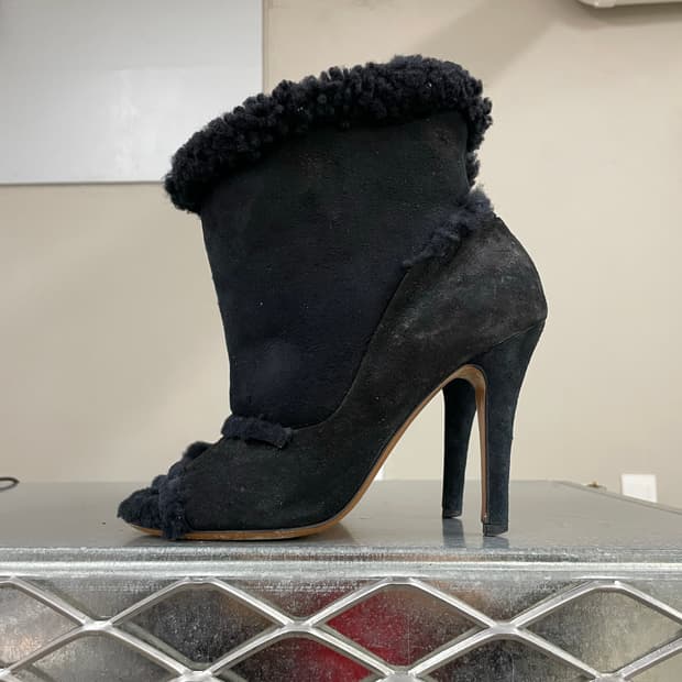 메종 마르지엘라 블랙 쉐어링 앵클 부츠 36 (gr-4713)