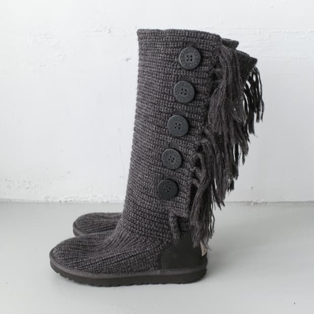 ugg) fringe boots