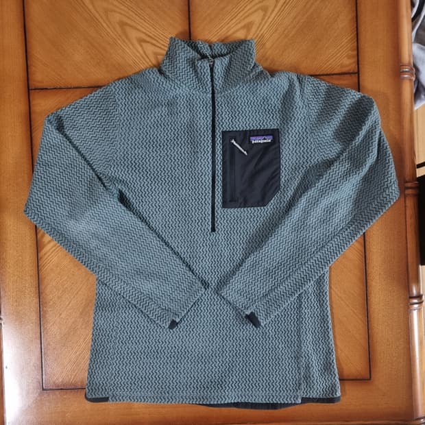 파타고니아 R1  m사이즈