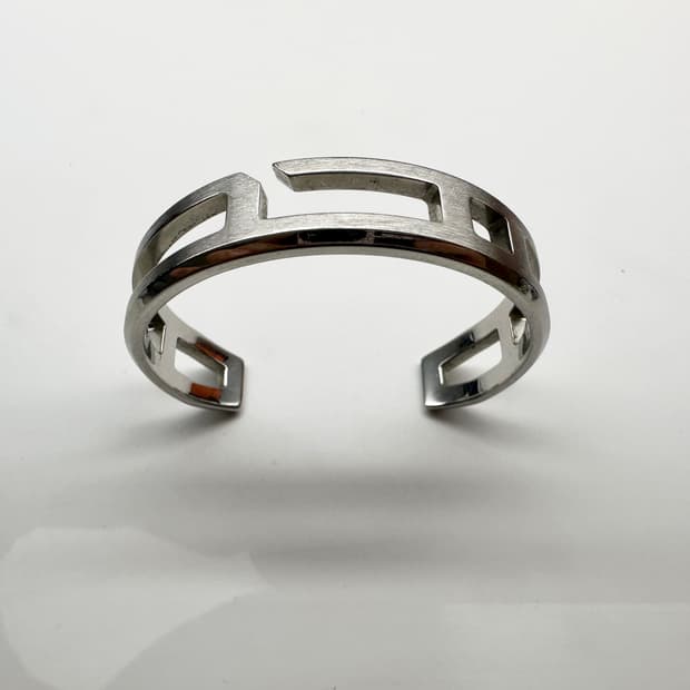 에르메스 브러쉬드 팔라듐 플레이 브레이슬릿