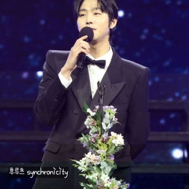 생로랑 스모킹 블레이저 50