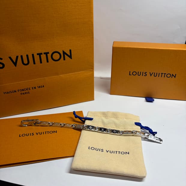루이비통 모노그램 타이드 업 팔찌