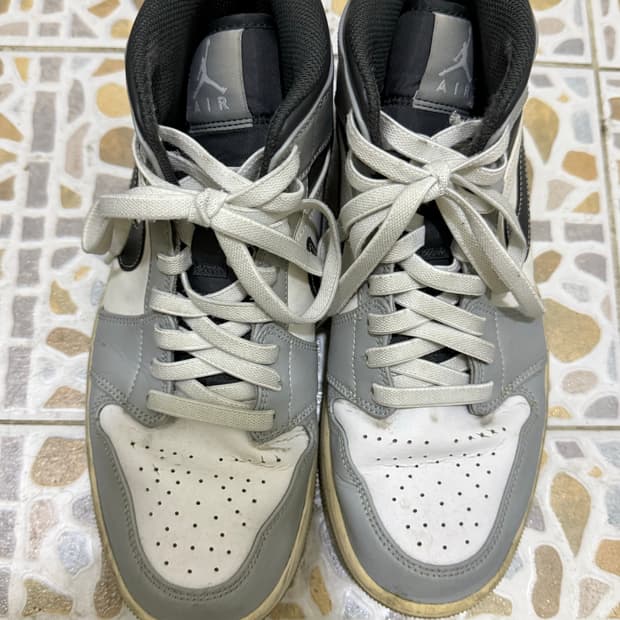 [265]조던 1 미드 라이트 스모크 그레이 앤트러사이트 