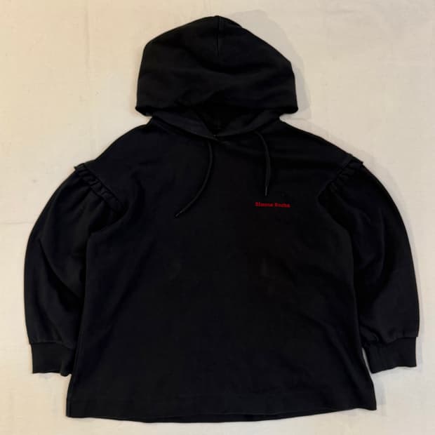 시몬로샤 X H&M 콜라보 프릴 러플 후드티 블랙