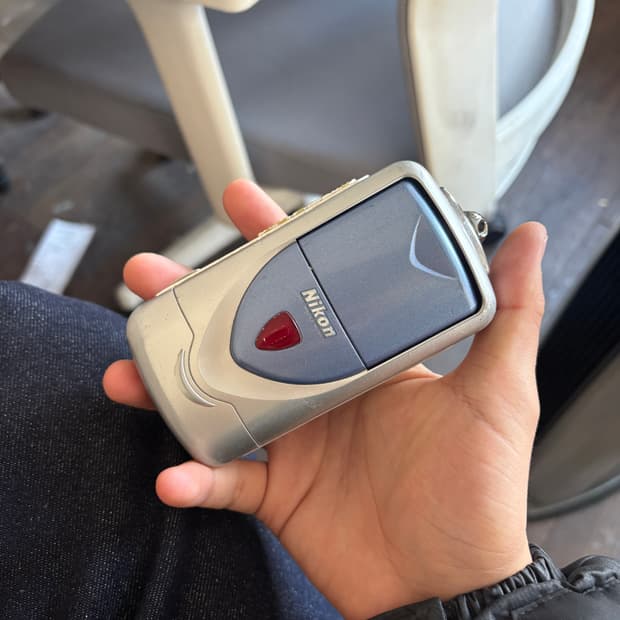 니콘 쿨픽스 2500 디지털카메라 (황조지 카메라)