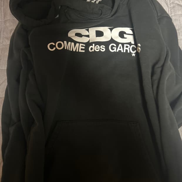꼼데가르송 후드티