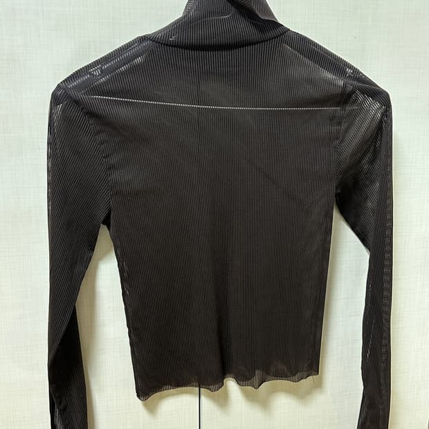 시스루 목폴라 티