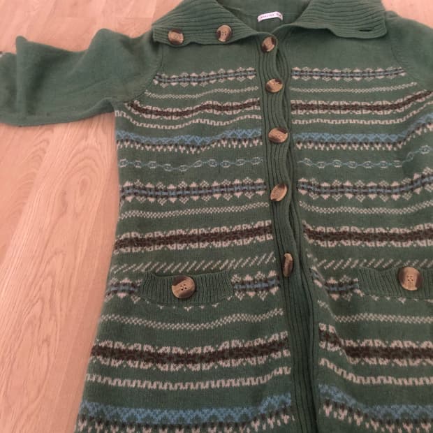 미사깔 초록 노르딕 가디건 … 임수정이 생각나는