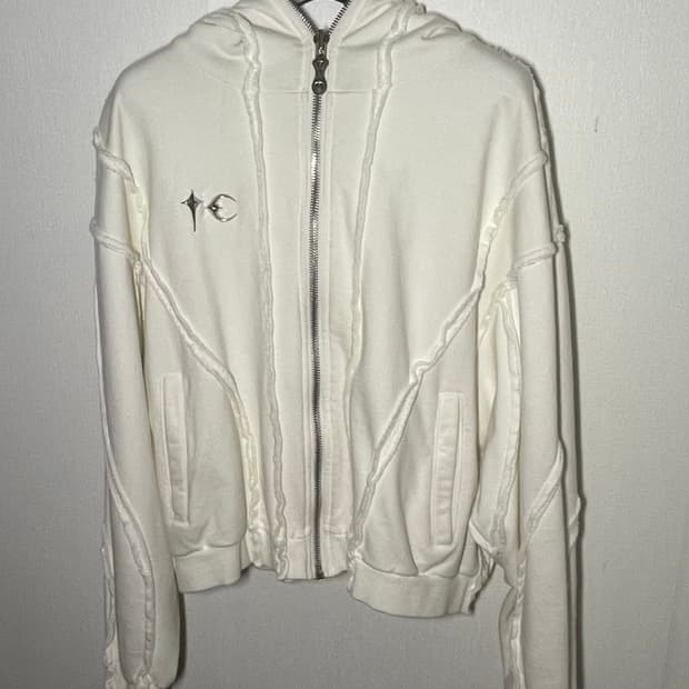 떠그클럽 글라디에이터 후드집업 화이트 사이즈 교환or판매