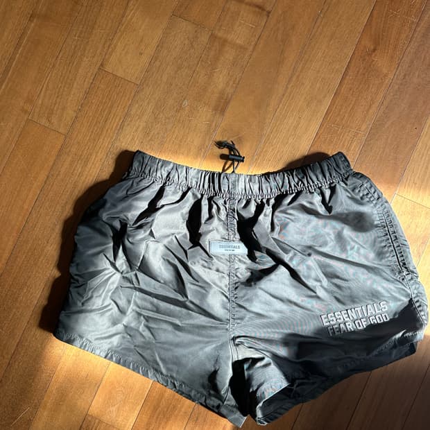 피어오브갓 에센셜 리플렉티브 쇼츠 반바지