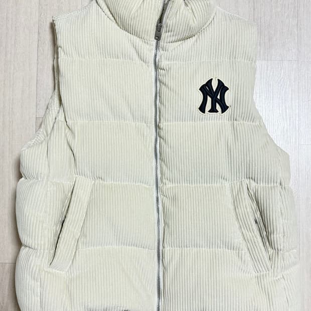 엠엘비(MLB) 코듀로이 패딩조끼