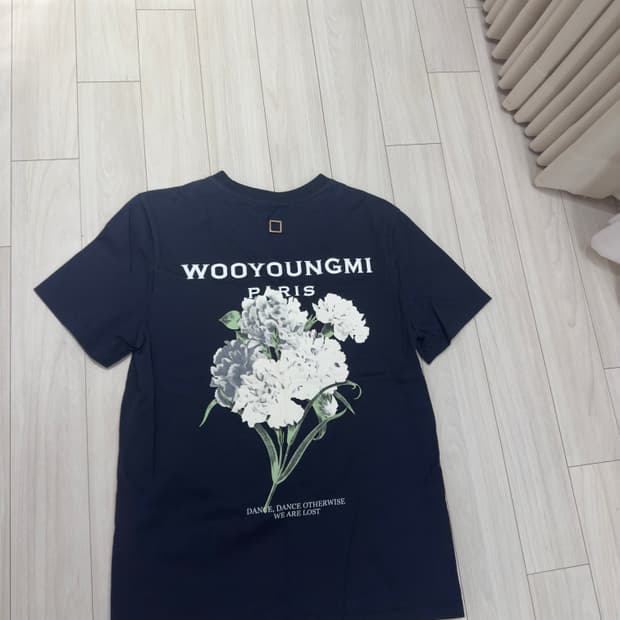 [백화점판] 21ss 우영미 플라워 반팔