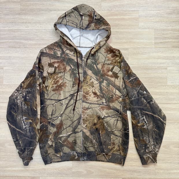 리얼트리 후드집업