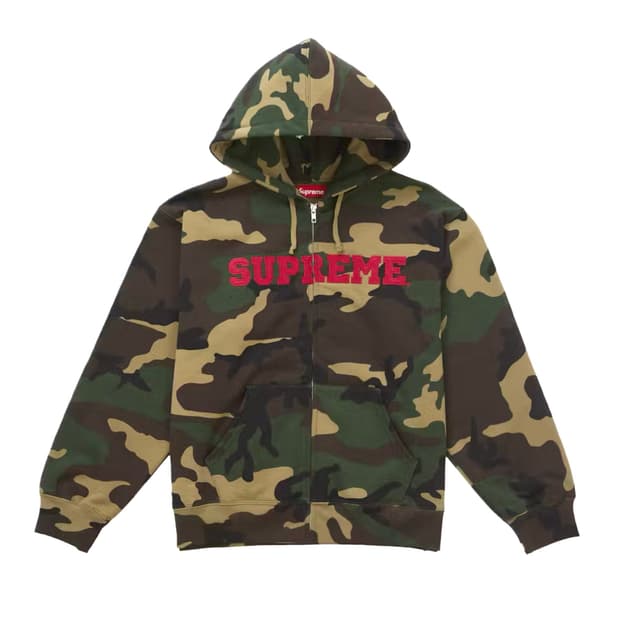 25 FW - Supreme Zip up Hooded Camo