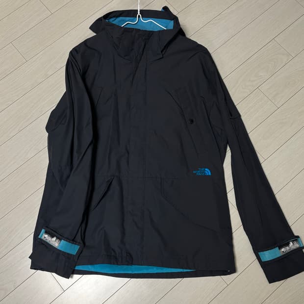 [100] 노스페이스 바람막이 자켓
