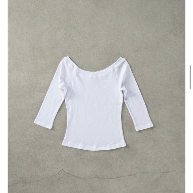 디에이디 Round T-shirt 화이트