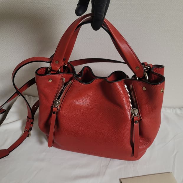 버버리 가방 크로스백/토트백(디올샤넬보테가루이비통구찌셀린느생로랑발렌시아가