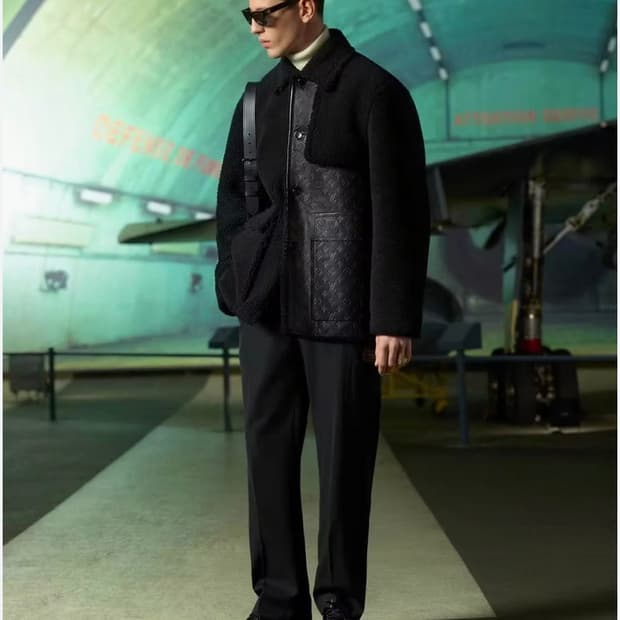 루이비통 무스탕