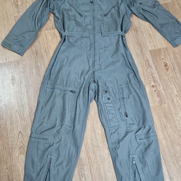 80s 오리지널 미공군 점프수트 스코빌지퍼.