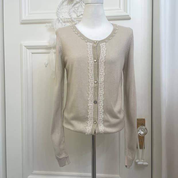 beige lace point crystal button cardigan