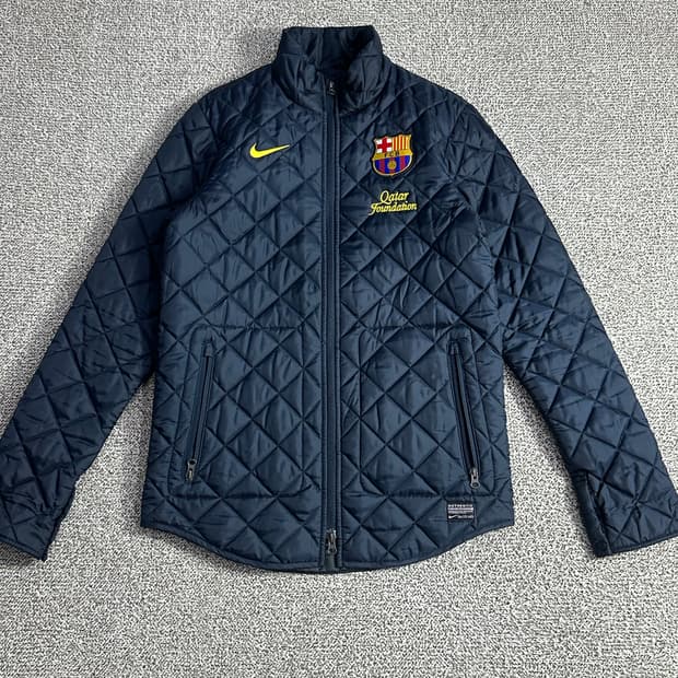나이키 FC 바르셀로나 패딩 점퍼