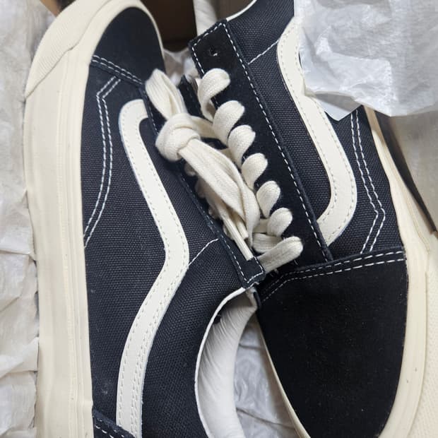 반스 볼트 올드스쿨 검흰