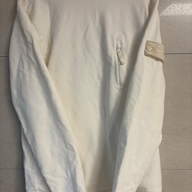 스톤아일랜드 백화점판 고스트피스 포켓 맨투맨