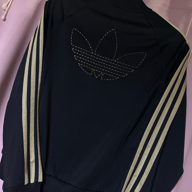 아디다스 져지 아디다스 파이어버드 불꽃져지 아디다스 검골 블랙 골드 집업